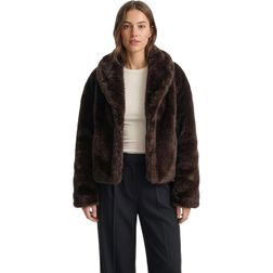 Urban Classics Damen Winterjacke W' Short Faux Fur Jacket Urban Classics Damen Winterjacke W' Short Faux Fur Jacket
